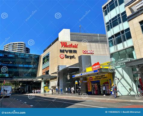 westfield near sydney airport